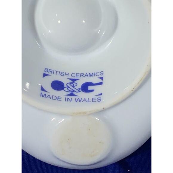 British Ceramics O & G Unique Porcelain Egg Dish - Picture 7 of 7